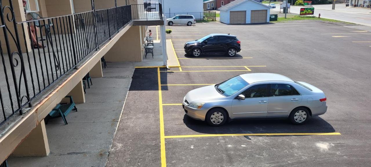 Arnprior Motor Inn Exterior foto